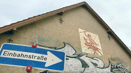 Neustart als Restaurant. Vor acht Jahren war der letzte Vorhang im Saal des Diana Kinos gefallen. Seitdem steht das Haus am Puschkinplatz leer.