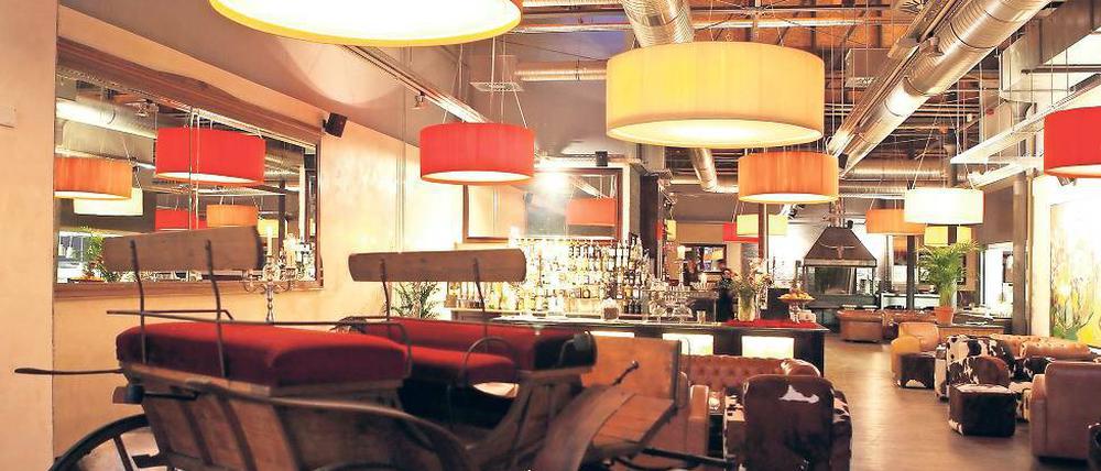 Wohnzimmer. Das Restaurant „Wartesaal“ ist wieder geöffnet.