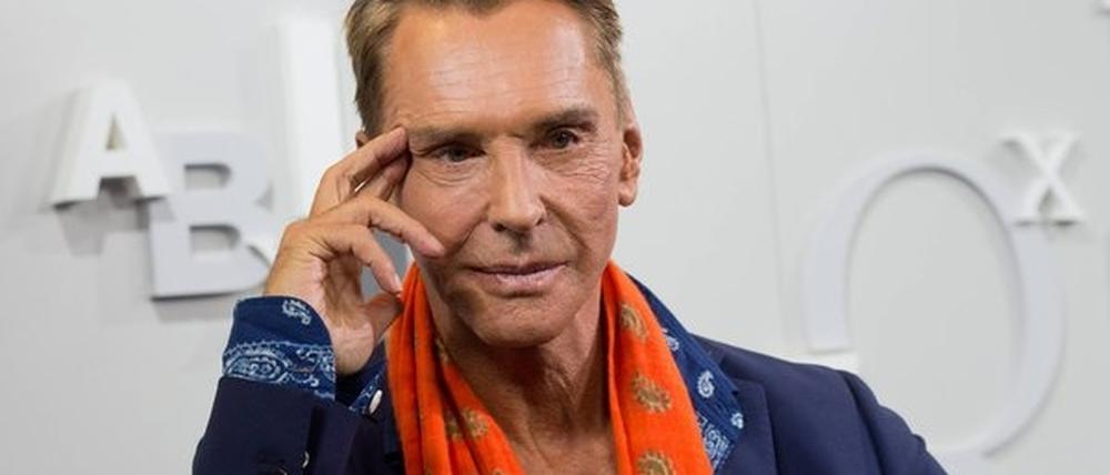 Untrügliches Stilgefühl hat er. Ein bisschen lästern kann er auch - das werden bald Germany's Next Topmodels zu spüren bekommen. Wolfgang Joop.