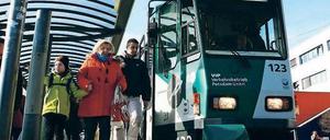 Böhmische Bahn. 22 Tatra-Waggons gibt es in Potsdam. Hergestellt wurden sie in den achtziger Jahren in der damaligen Tschechoslowakei. Ihr Anblick bleibt den Potsdamern noch lange erhalten. Denn der ViP kann auf die robusten Trams nicht verzichten.
