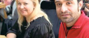Wieder Schüler. Gesangslehrerin E. Dragan und Historiker K. Ehmed.
