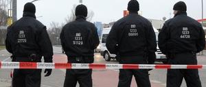 Stehen für die Sicherheit der Brandenburger: Die Polizisten. Doch durch die Reform fallen viele Stellen weg.