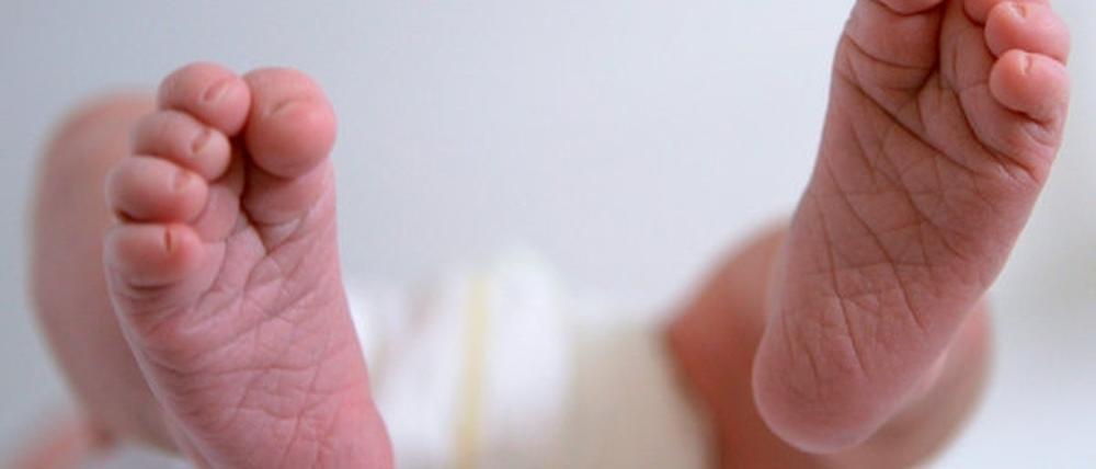 Die Füßchen sind bei allen Babys klein.