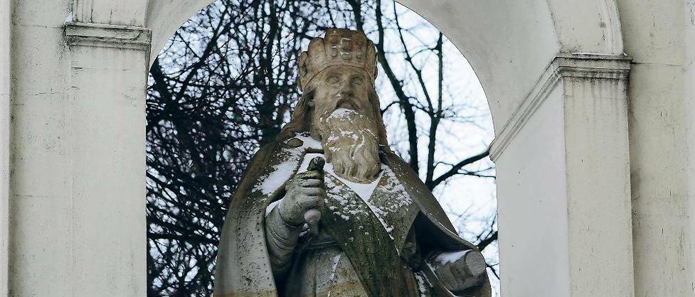 Kaiserlich. Das Tor mit Karl dem Großen entstand unter Friedrich Wilhelm IV.