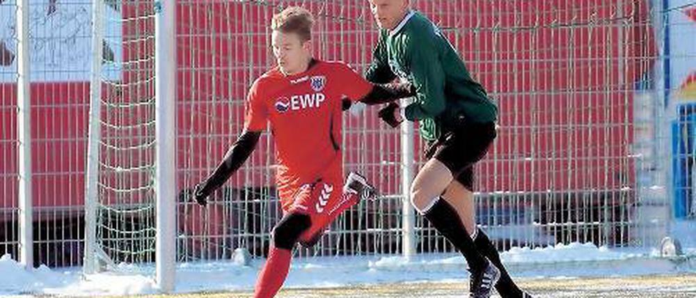 Bald wieder Nulldreier? Dennis Lemke (l.) am Samstag gegen Heinersdorf.
