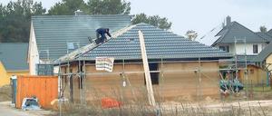 Bauboom in Seddin. Allein im Gebiet Am Mühlenberg II werden insgesamt 42 Einfamilienhäuser gebaut.