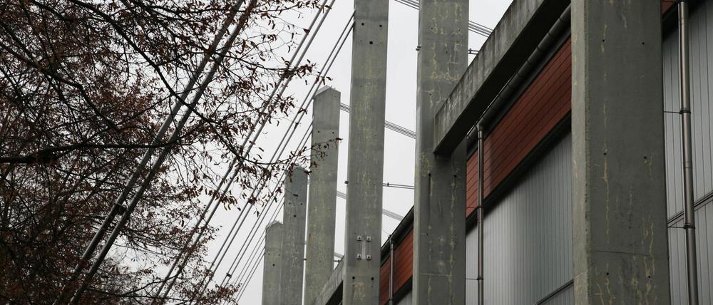 Ende Gelände: Für die Sportler geht am Luftschiffhafen vorerst nichts mehr.