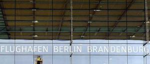 Auf geht's: Am 1. Juli sollen die ersten Flugzeuge am Nordpier des BER starten und landen.