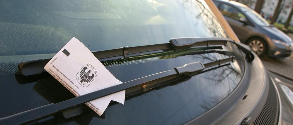 Ausrasten wegen eines Knöllchens? Kann schon mal vorkommen. Jetzt sollen Potsdams Beamte sich zur Wehr setzen.