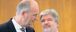 Korrekturen. Ministerpräsident Woidke und Innenminister Holzschuher sind sich einig: Die Polizeirefom muss überarbeitet werden.