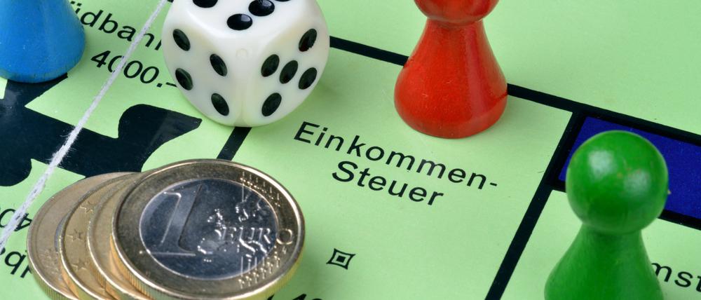 Brandenburgs Finanzminister Markov lehnt Straffreiheit bei Selbstanzeigen von Steuerhinterziehern ab.