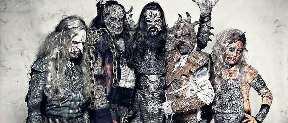 So sehen Sieger aus. Lordi aus Finnland gewannen mit ihrer Musik und irren Kostümen 2006 den Eurovision Song Contest. Jetzt treten sie in Potsdam auf.