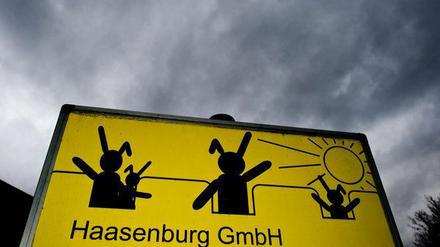 Bye bye, Haasenburg! Die umstrittenen Jugendheime müssen schließen.