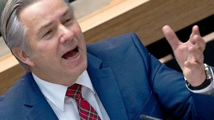 Dürfte heute wieder den Posten als BER-Chefaufseher übernehmen: Berlins Regierender Bürgermeister Klaus Wowereit (SPD)