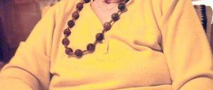 Orgelbank statt Sessel. Noch immer ärgert sich Ilse von Zadow, dass sie sich mit 95 Jahren das Handgelenk gebrochen hat und sie seither nicht mehr Orgel spielen kann.