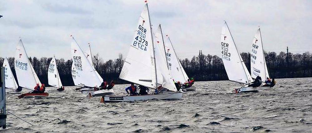 Wind. Die Segler hatten mit extrem schwierigen Bedingungen zu kämpfen.