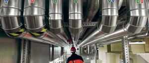 Kein Glanzstück. Im Mängelbericht des BER vom Sommer hieß es über die Entrauchungsanlage von Siemens: „An ca. 70 Prozent aller Kabel und 20 Prozent aller Kabeltrassen ist Handlungsbedarf gegeben.“ Vor diesem Hintergrund stieß die jüngste Äußerung von Siemens-Chef Joe Kaeser in der Region nicht auf Begeisterung.