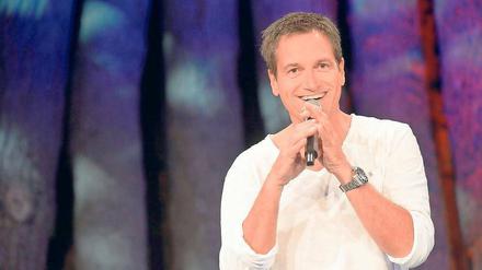 „Ich hätte zehn Abende zum Thema Glück machen können“. Dieter Nuhrs Essenz ist heute Abend im Fernsehen zu sehen.
