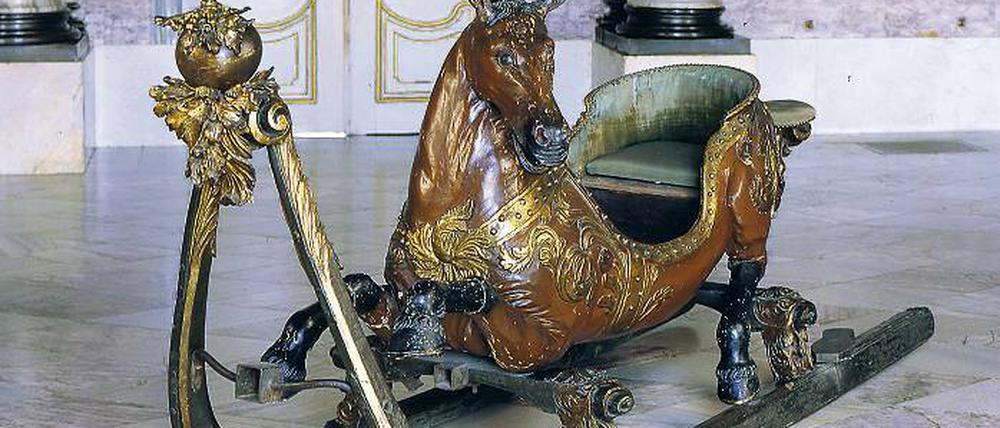 Für die repräsentative Schlittenfahrt. Der kurfürstliche Rennschlitten, entstanden zwischen 1695 und 1700 im Auftrage des des Kurfürsten Friedrichs III.