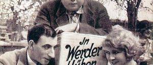 Liebeleien. Der Stummfilm von 1928 spielt zur Baumblüte.