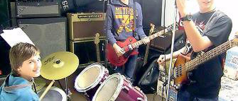 Laut. Sieht zwar nicht so aus, aber die Jungs interessieren sich für Umwelt.