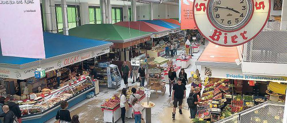 Schlemmen und Nachdenken. Zuletzt managte ein Ex-Stasi-Mann die Marheineke-Halle. Deshalb gibt es hier nun eine Ausstellung über die DDR.
