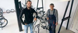 Laden gerettet. Philipp-Daniel Ullmann (l.) wird Ralf Heinrich ablösen.