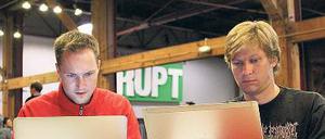 Schneller Kopf. HPI-Student Lars Butzmann beim Programmieren.