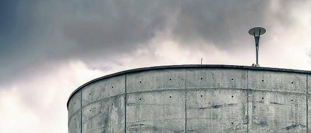 Na, erkannt? Dieser zeitlos-moderne Bau steht auf dem Gelände der Schiffbauergasse – als Parkhaus.