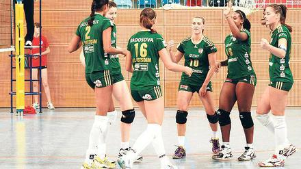 Manchmal in grün. Die Volleyballerinnen des SC Potsdam um Doreen Engel und Co. werden zukünftig auch in grünen Trikots ans Netz gehen.