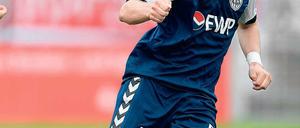Eckenspezialist. Daniel Becker wird mit seinen Eckbällen, die oftmals direkt auf den Köpfen seiner Mitspieler landen zum Torgarant bei den Babelsbergern.