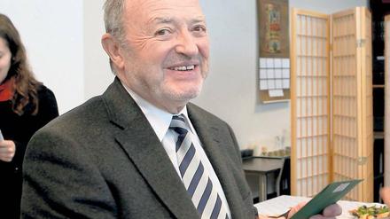 Geburtstagskind. Mykhaylo Tkach feierte in den Gemeinderäumen.