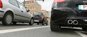 Stau in der Breiten Straße.