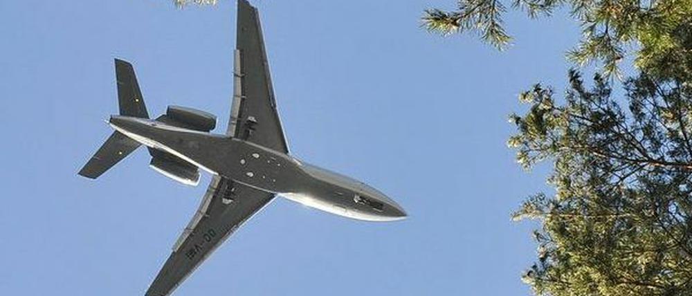 Hält die Häuslebauer nicht ab: Flüge über dem Berliner Speckgürtel.