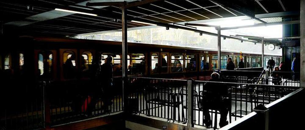 Abbremsen, bitte. Auch auf dem S-Bahnring müssen manche Züge ihr Tempo drosseln. -