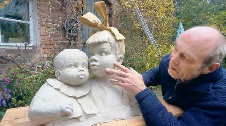 In Ton. Für den Transport wurden die Figuren zerteilt. Das komplette bronzene Abbild wird noch wie ein Geheimnis gehütet.