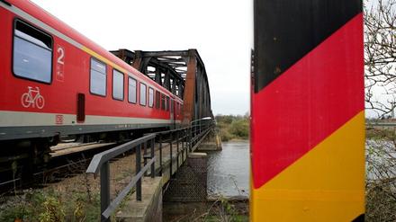 Die Anbindung nach Polen muss besser werden. Das fordert Brandenburgs Ministerpräsident Dietmar Woidke.