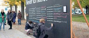 Gar nicht so einfach. Die Frage nach dem Wunsch, bevor es zu Ende geht.