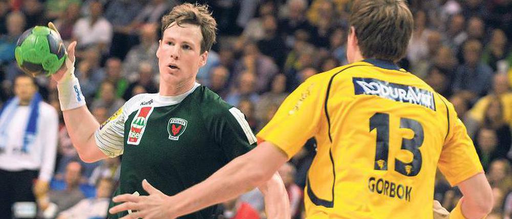 Am Ende nachlässig. Sören Christophersen und die Füchse dominierten gegen die Rhein-Neckar Löwen eine Halbzeit lang, zum Schluss schwand bei den Berliner jedoch die Konzentration.