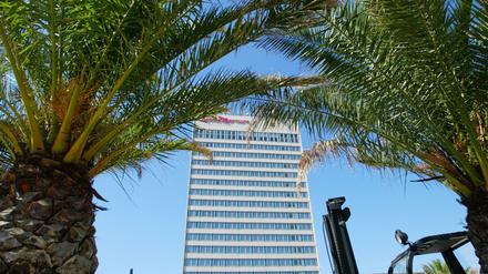 Passt nicht in Potsdams neue alte Mitte, finden Viele: das Hotel Mercure.