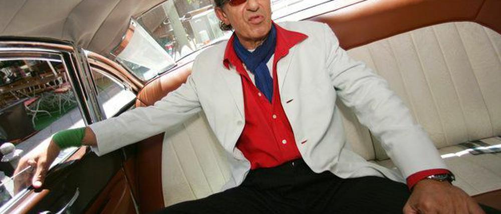 Klar, Rolf Zacher ist eine coole Sau. War er ja damals schon.