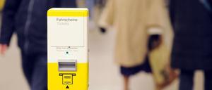 Ohne Ticket fahren empfiehlt sich nicht - aber wie kommen die Fahrgäste an die Fahrscheine ran?