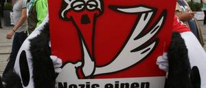 In Schöneiche wurde es dem Bürgermeister zu viel mit der NPD: Er ließ ihre Wahlplakate entfernen.