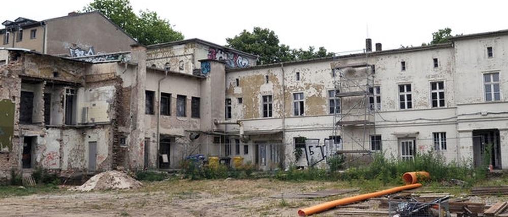 Hier in der Potsdamer Zimmerstraße stand früher das Hans-Otto-Theater. Die Stiftung Preußische Schlösser und Gärten Berlin-Brandenburg baut dort ein Kunstgutdepot und Restaurierungsateliers.
