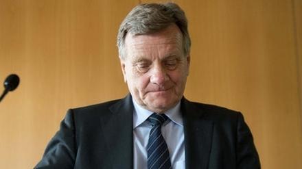 Weiß noch immer nicht, wann der BER-Flughafen eröffnen kann: Hartmut Mehdorn.