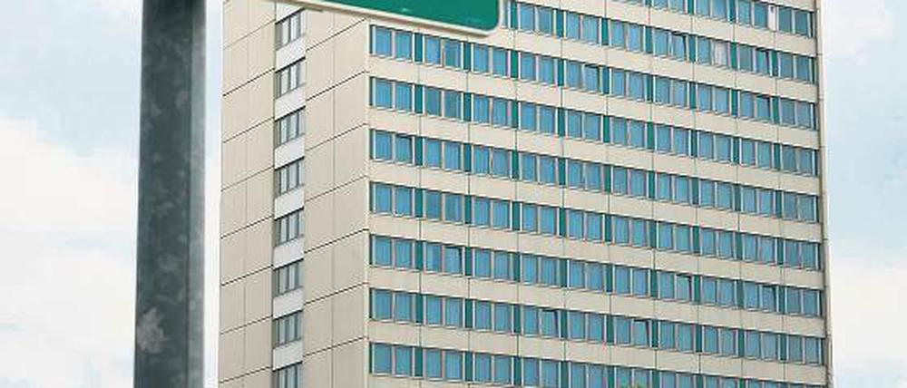 Teures Hochhaus. Die Stadt muss für den Kauf wohl mehr ausgeben.