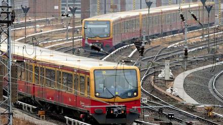 Nach dem Ausfall ist vor der Sperrung: Die Berliner S-Bahn trödelt vor sich hin.