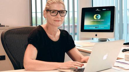 Gründerin. Anna Voths Firma cEntertain geht mit ihrer Internetseite online.