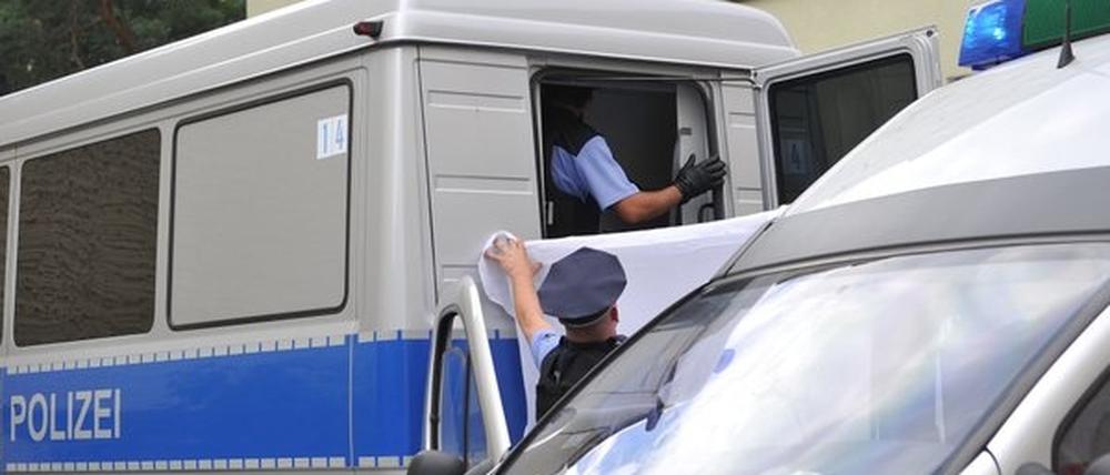 Die beiden Toten aus dem Kirchsteigfeld sollen obduziert werden.