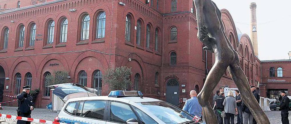 Tatort Kulturbrauerei. Die Polizei hatte die Umgebung des Soda-Clubs weiträumig abgesperrt. Das traditionelle Kinderfest „Der Berg ruft“ wurde „aus Pietät“ abgesagt.